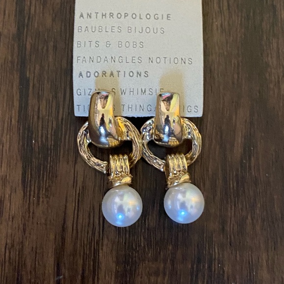 Anthropologie door knocker drop earring - Picture 3 of 12